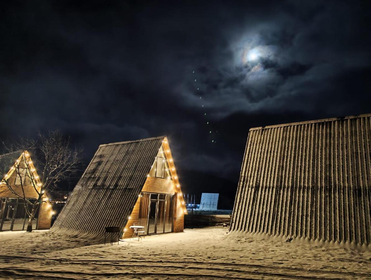 Landhaus Borjomi ภายนอก รูปภาพ