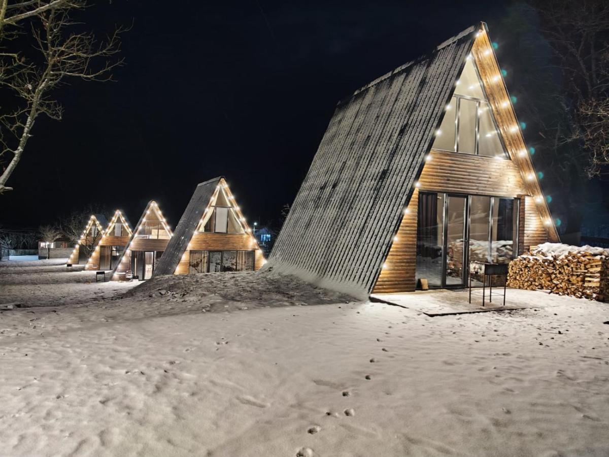 Landhaus Borjomi ภายนอก รูปภาพ